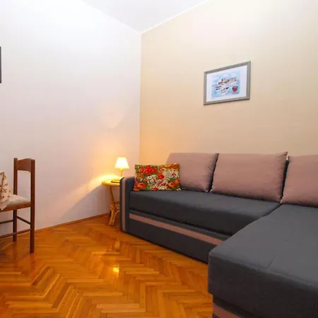 Comfortable In With Outdoor Space Apartment *